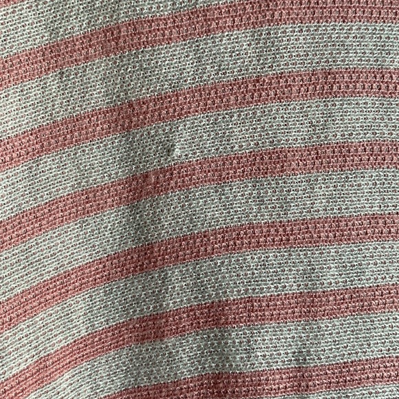 Silver and Pink Shirt from Jaclyn Smith Collection - Picture 5 of 5